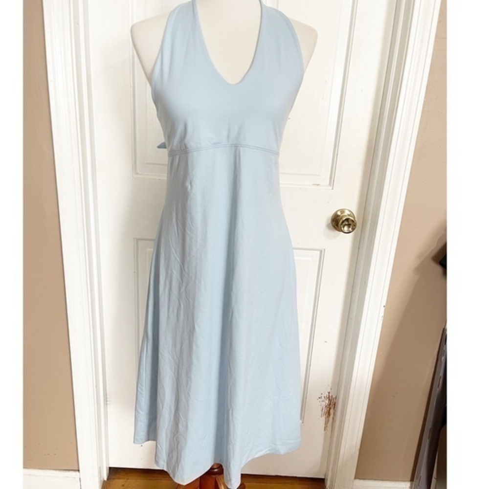 Patagonia halter dress in a midi length Sz L